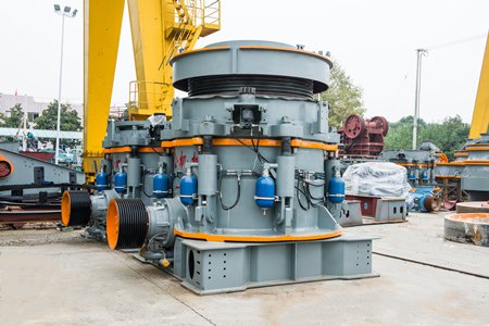 SK.D Multi-Cylinder Hydraulic Cone Crusher — workshop photo 4