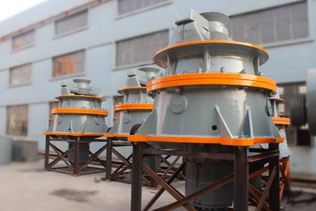 SK.Y Single-Cylinder Hydraulic Cone Crusher — workshop photo 1